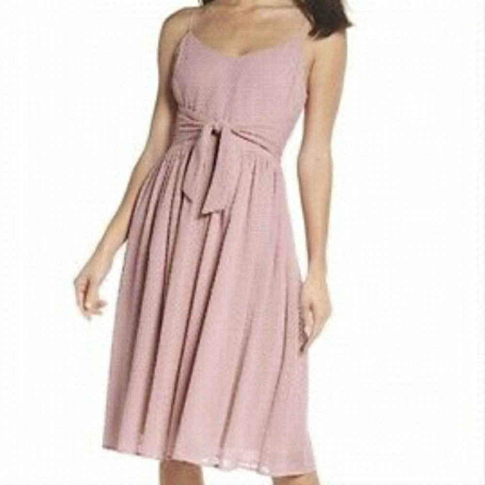 NWT BB Dakota Pink Take a Bow Dress